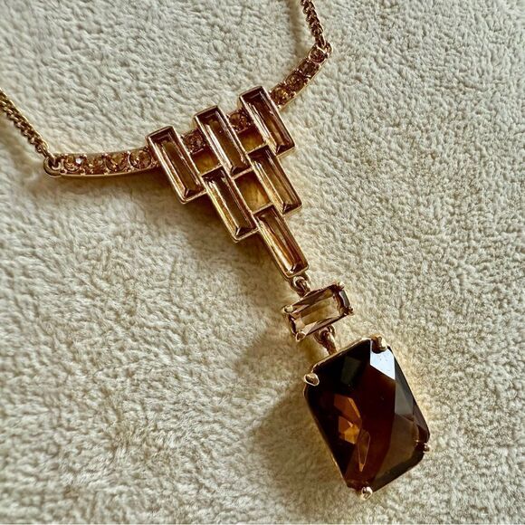 CAROLEE Vintage Gold Necklace with Brown Crystals & Heart Tag – 18” Total - Picture 4 of 17